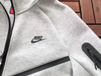 Tech Fleece