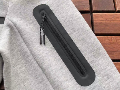 Tech Fleece